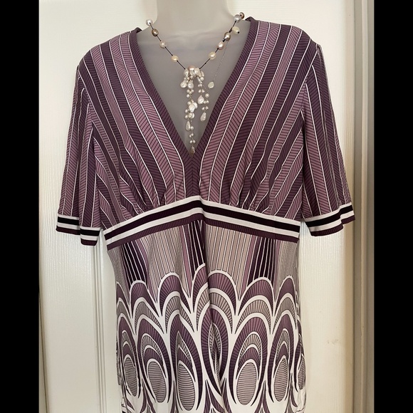 BCBGMaxAzria Tops - BCBGMaxAzria Art-Deco top, size L